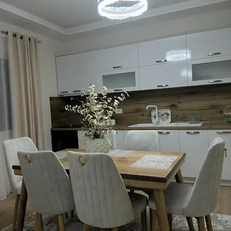 As Garden & Parking Privat Διαμέρισμα *